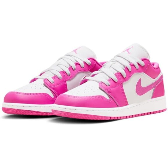 Kid's Air Jordan 1 Low Sneaker - Picture 3 of 6